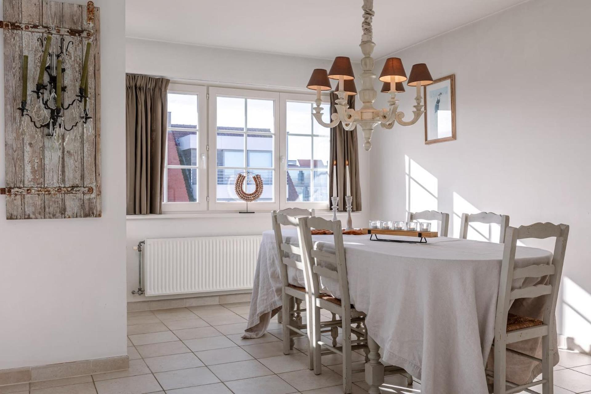 Апартаменти Charming Spacious Duplex Apt With Private Parking In Knokke Екстер'єр фото